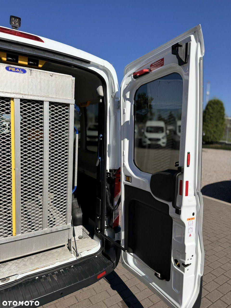 Ford Transit - 14
