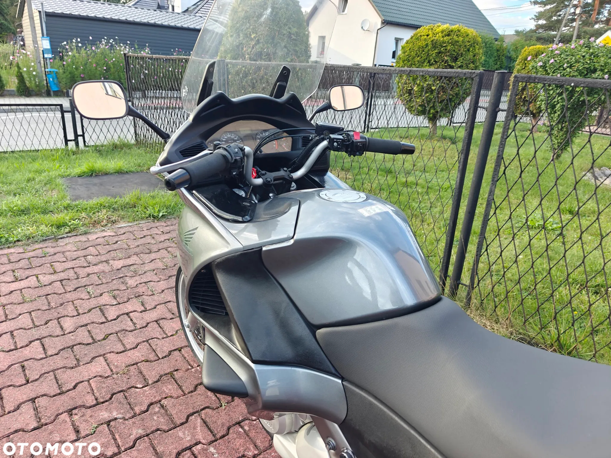 Honda Deauville - 20