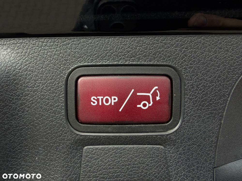 Mercedes-Benz CLA 220 d 8G-DCT - 17