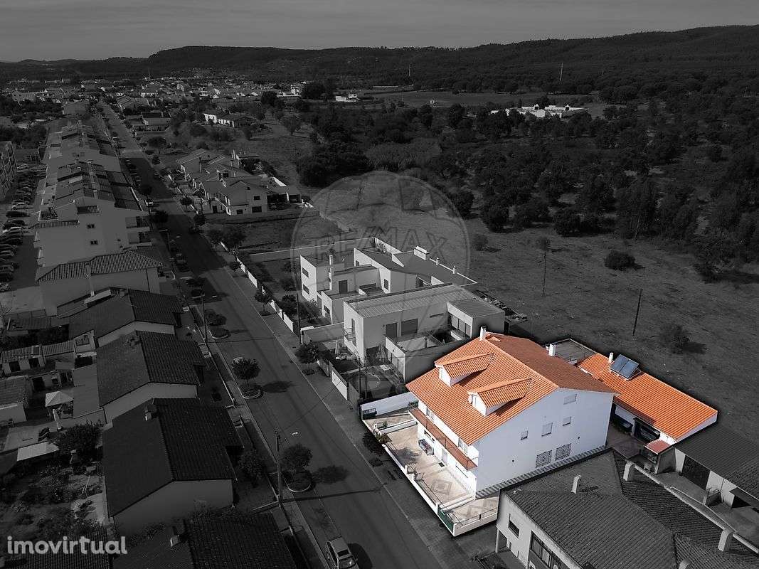 Moradia T3 para venda - Grande imagem: 2/42