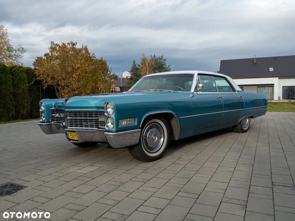 Cadillac Deville - 13