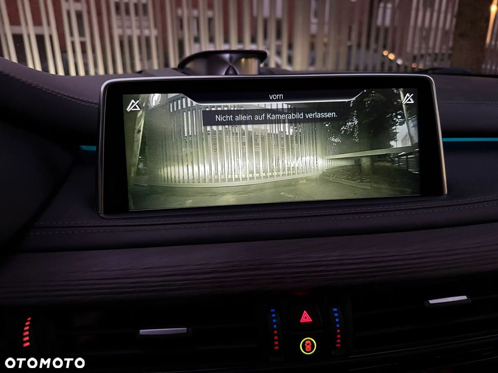 BMW X5 xDrive40d - 22
