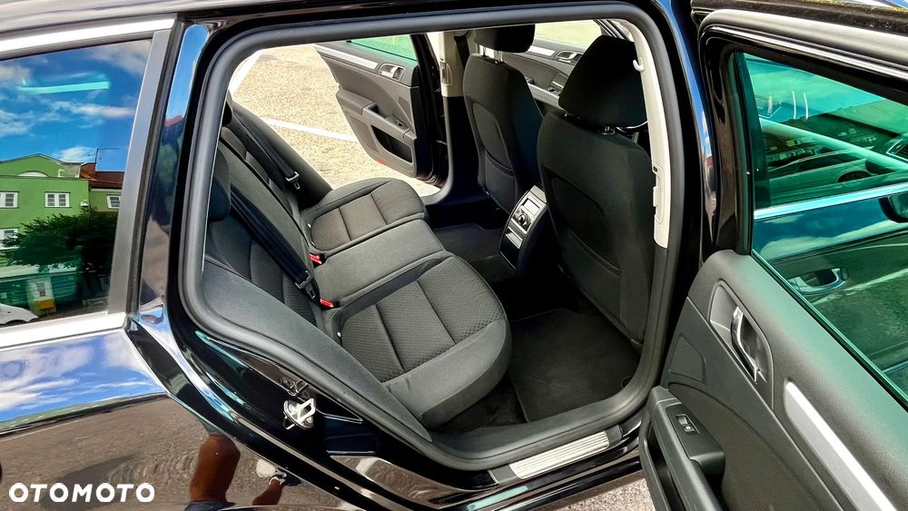 Skoda Superb 2.0 TDI Elegance DSG - 14