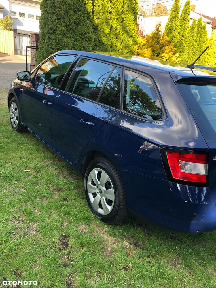 Skoda Fabia 1.2 TSI Active - 6