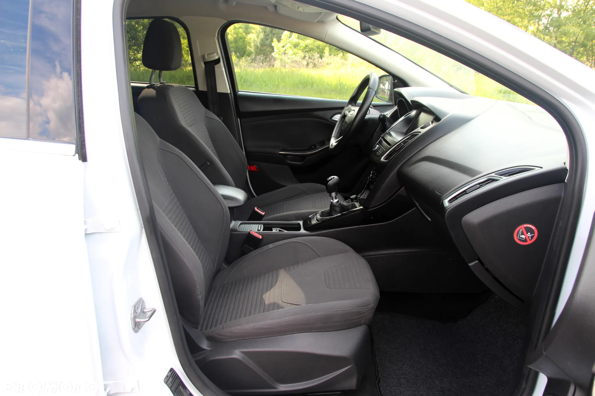Ford Focus - 16