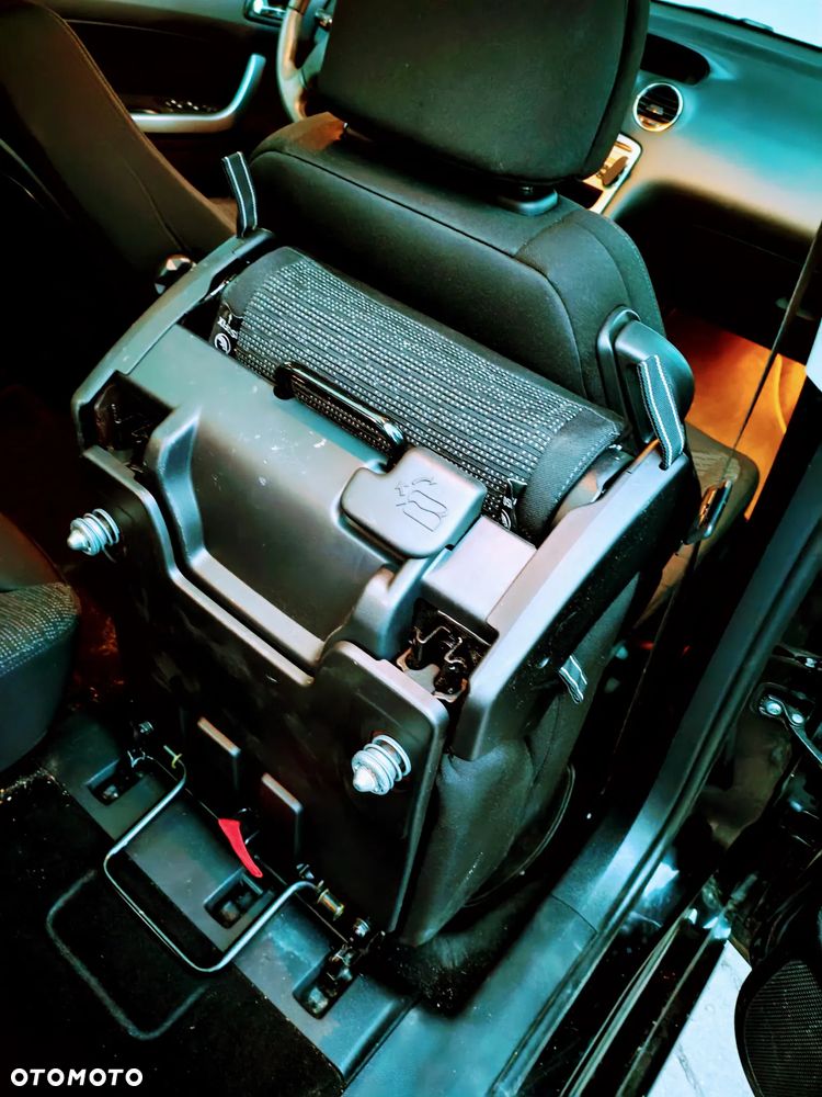 Peugeot 308 1.6 HDi Business Line - 2