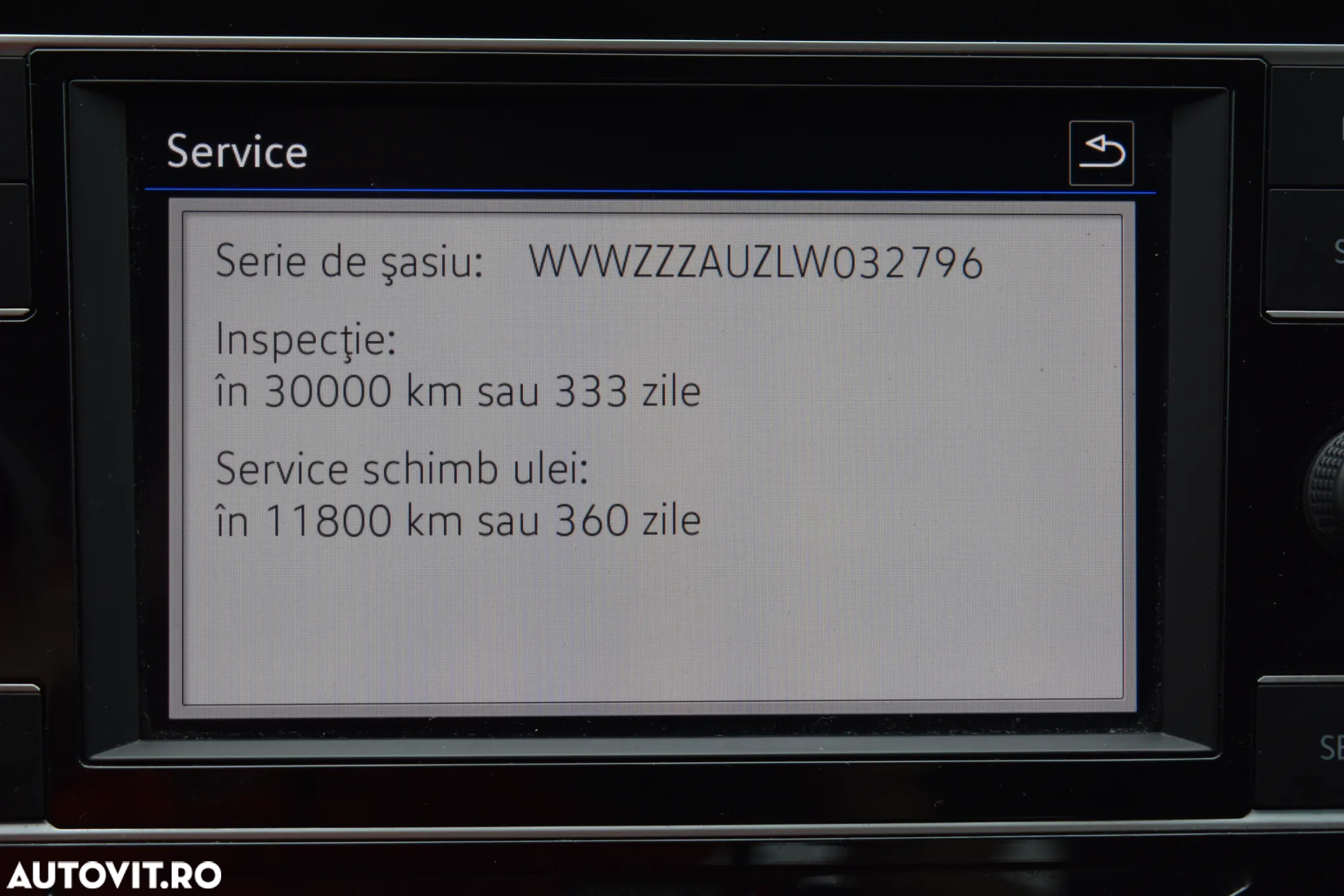 Volkswagen Golf 1.6 TDI Comfortline - 36