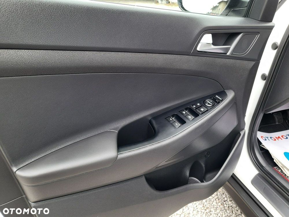 Hyundai Tucson - 16