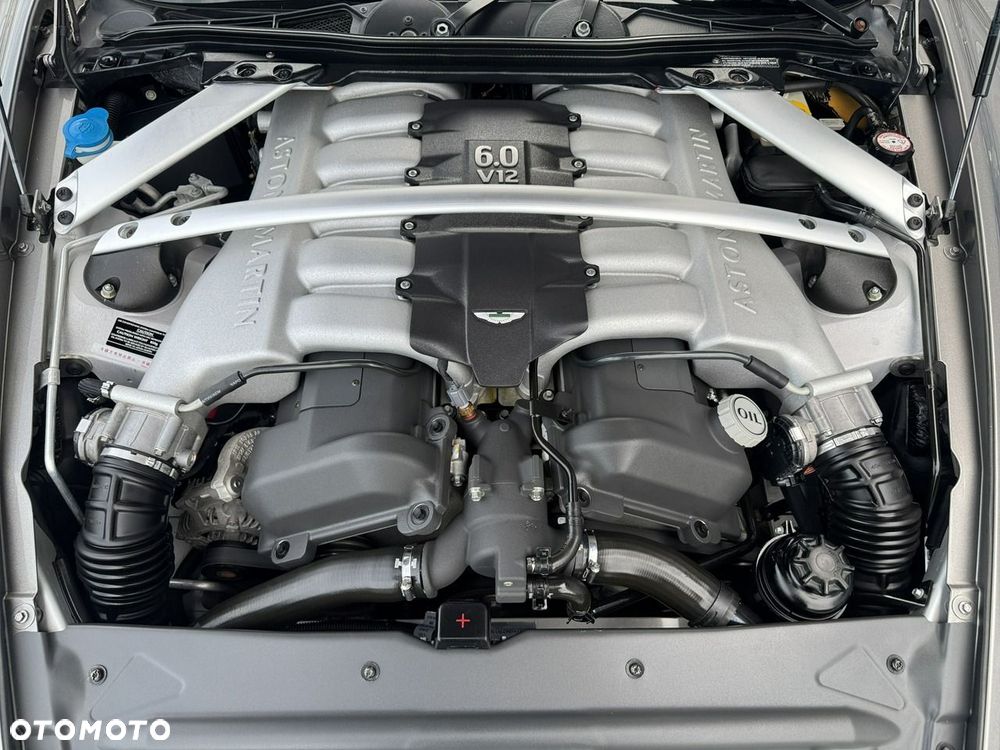 Aston Martin DB9 Touchtronic - 39