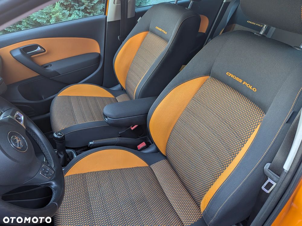 Volkswagen Polo Cross - 11