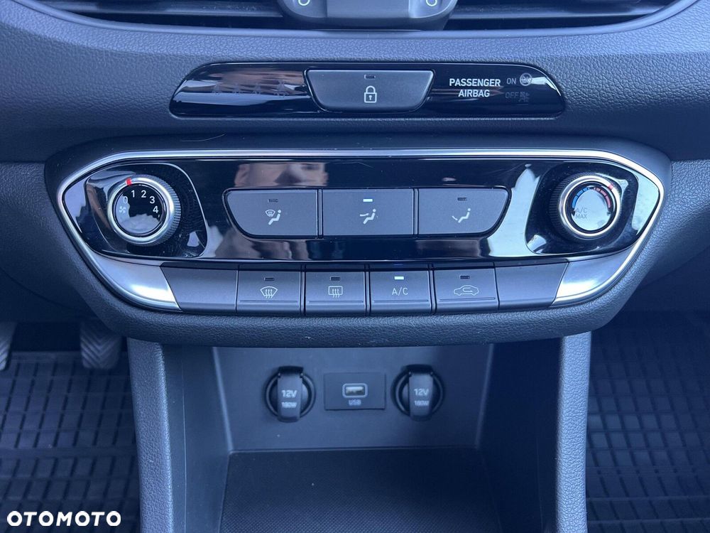 Hyundai i30 - 17
