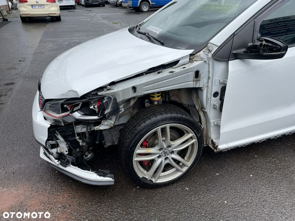 Volkswagen Polo - 21