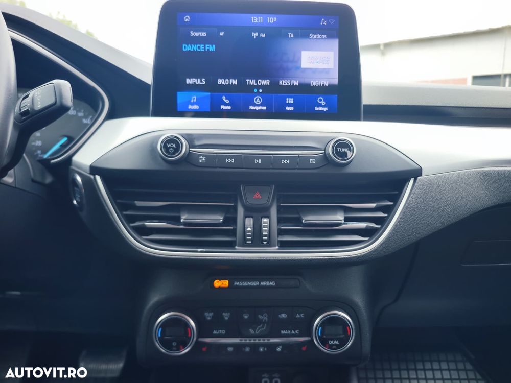 Ford Focus 1.0 EcoBoost Connected - 19