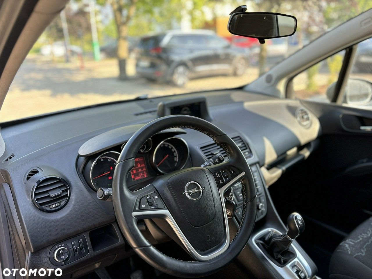 Opel Meriva - 14
