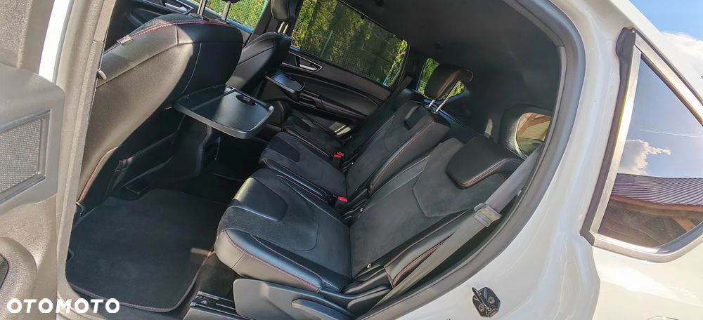 Ford S-Max 2.0 EcoBlue ST-LINE - 32