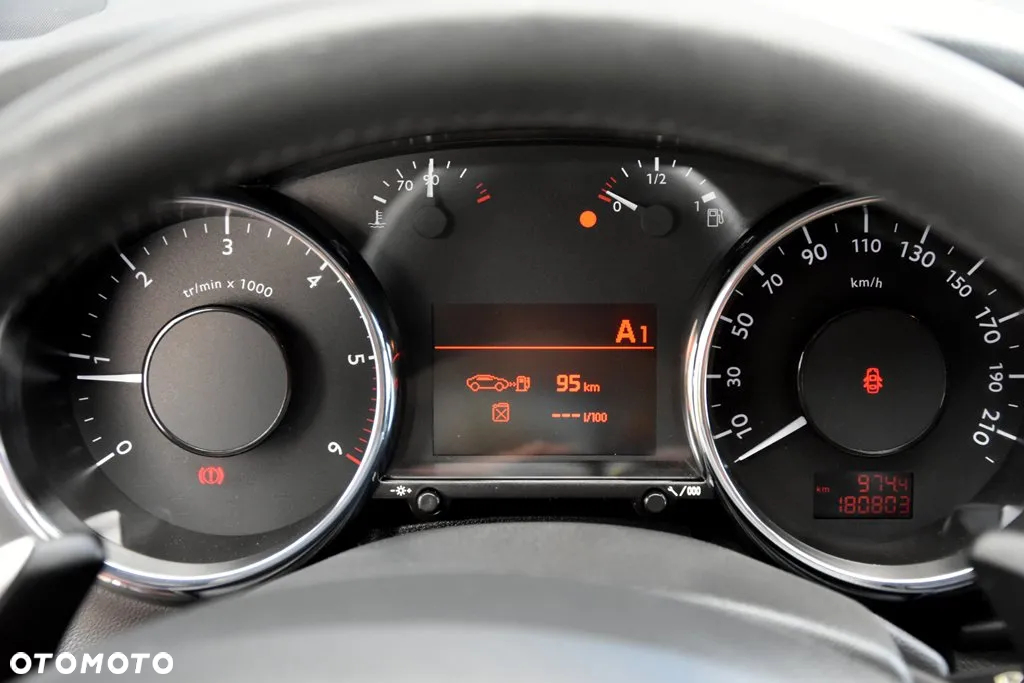 Peugeot 3008 HDi FAP 110 EGS6 Premium - 33