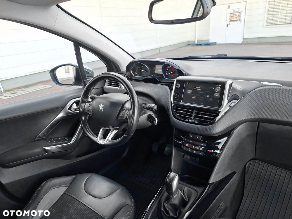 Peugeot 2008 1.6 BlueHDi Allure - 19