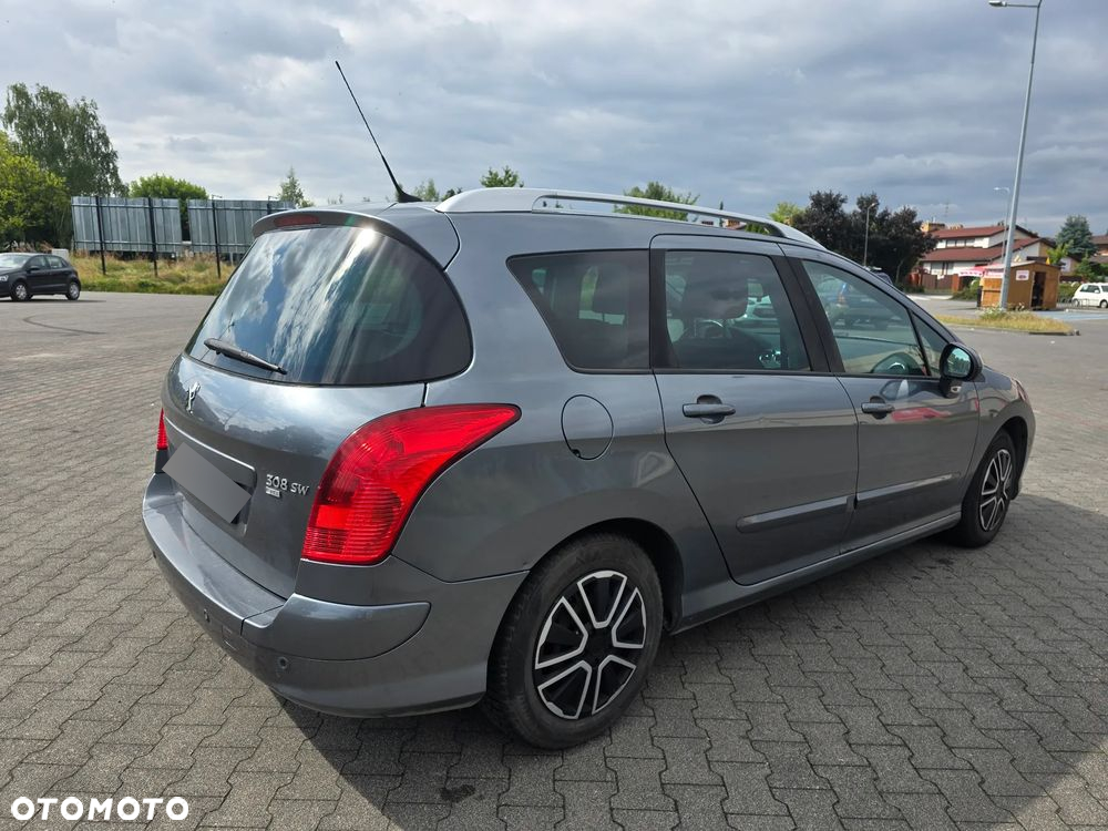 Peugeot 308 - 4