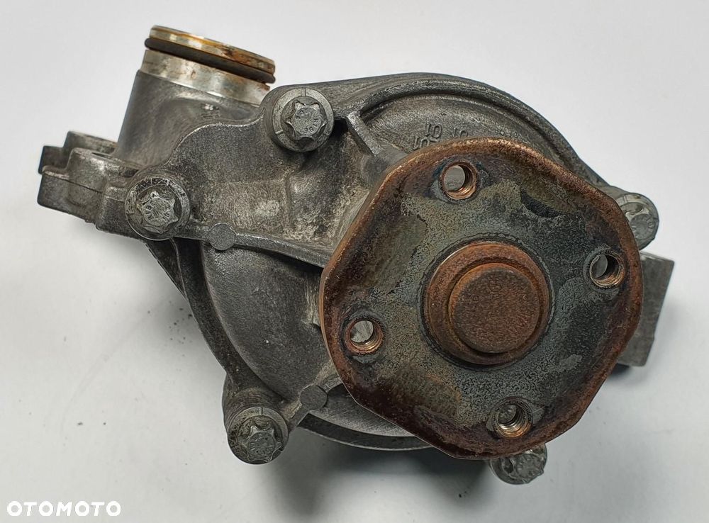 PODSTAWA POMPY WODY MERCEDES W245 CDI A6402010001 - 3