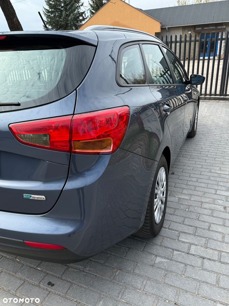 Kia Ceed 1.6 CRDi S - 11