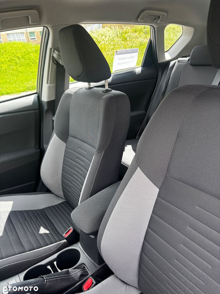 Toyota Auris - 9