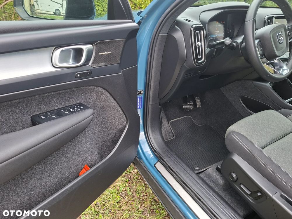 Volvo XC 40 B3 Plus Dark - 7