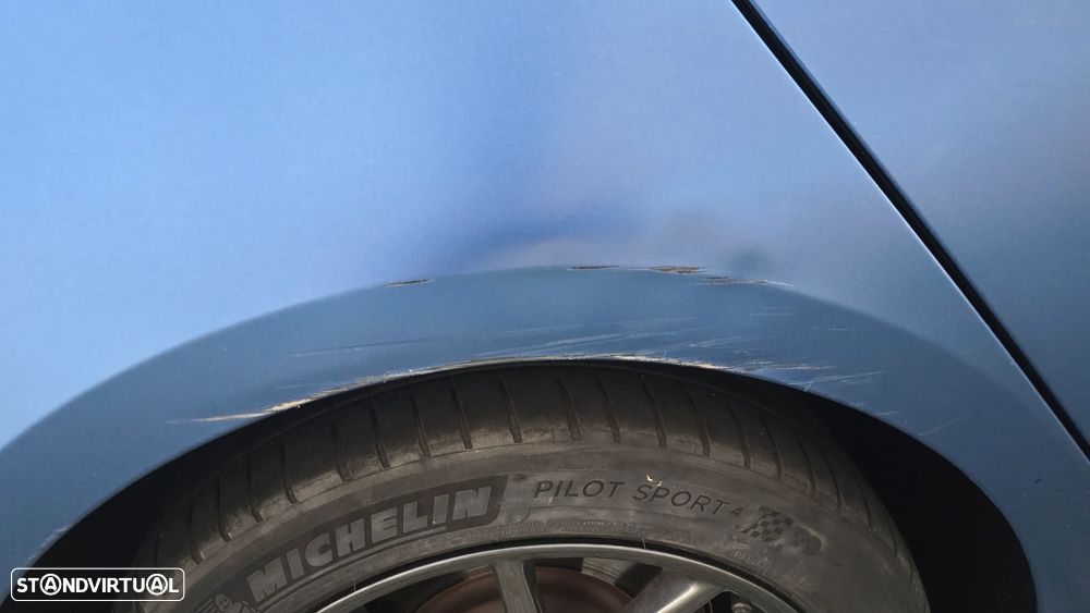 Tesla Model 3 Long-Range Dual Motor AWD - 34