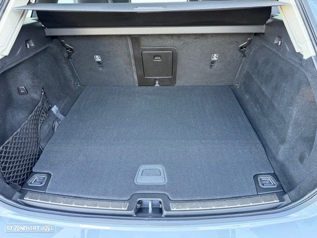 Volvo XC 60 2.0 T6 PHEV Plus Dark AWD - 7
