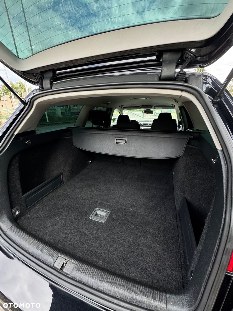 Volkswagen Passat 2.0 Blue TDI SCR Trendline - 11