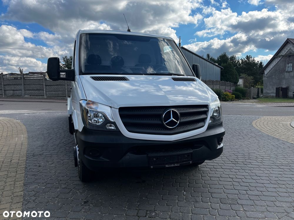 Mercedes-Benz Sprinter - 2