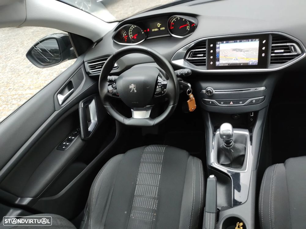 Peugeot 308 SW BlueHDi 120 Stop & Start Allure - 22