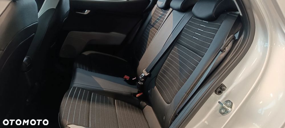 Kia Stonic 1.0 T-GDI L Business Line DCT - 8