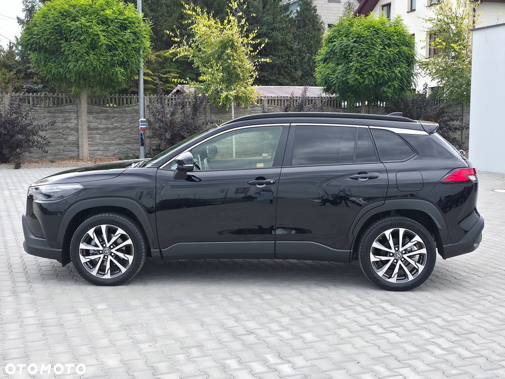 Toyota Corolla Cross 2.0 Hybrid Executive AWD - 27
