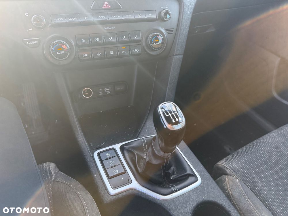 Kia Sportage 1.7 CRDI 2WD Edition 7 - 21