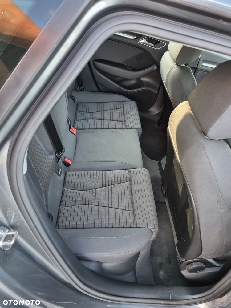 Audi A3 Sportback 1.6 TDI sport - 11