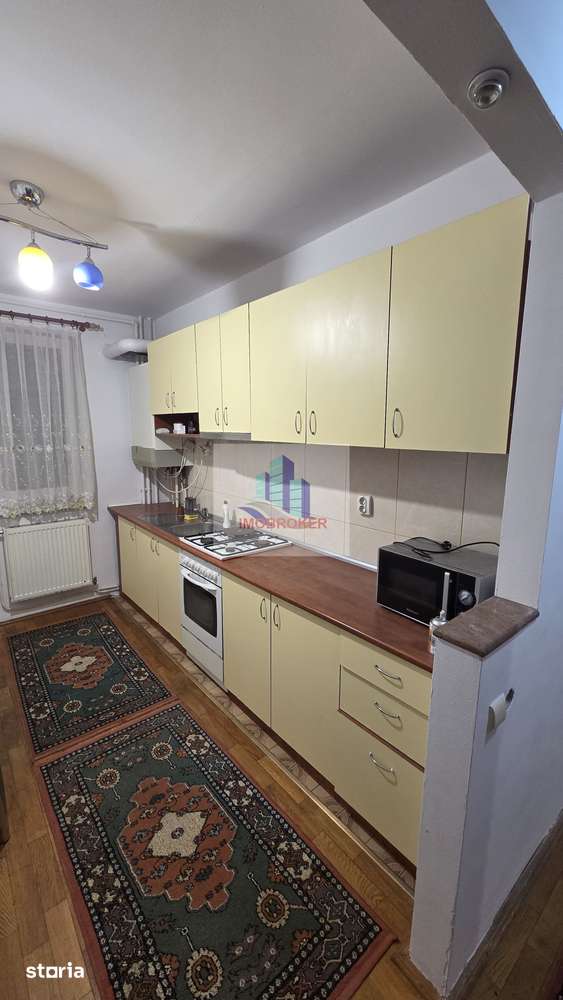 Închiriez apartament cu 3 camere în cart Gheorgheni + parcare — fotografia 1
