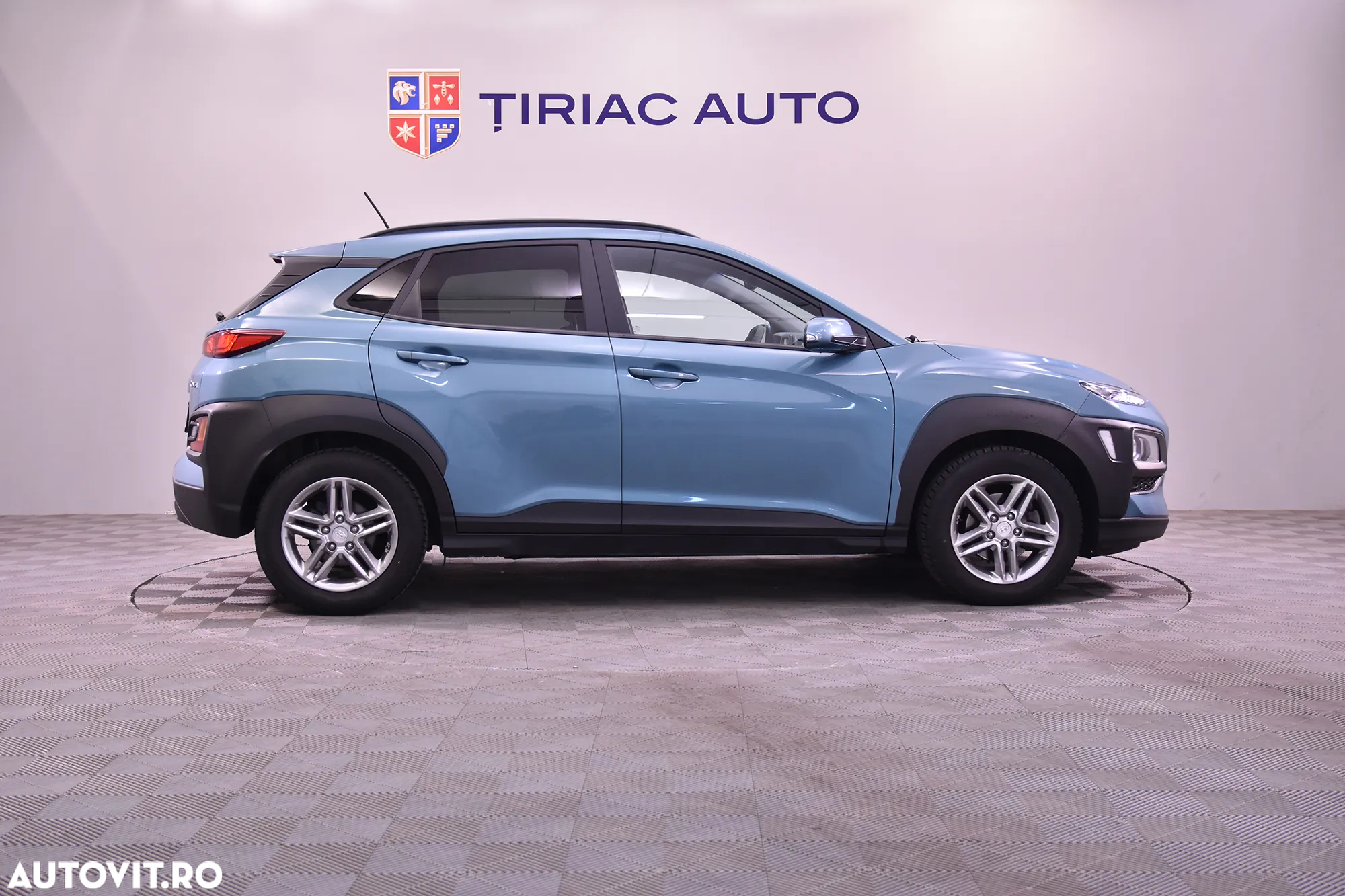 Hyundai KONA - 6