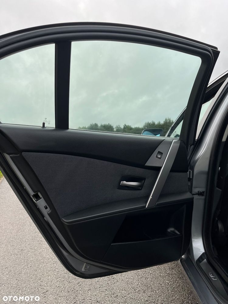 BMW Seria 5 - 18