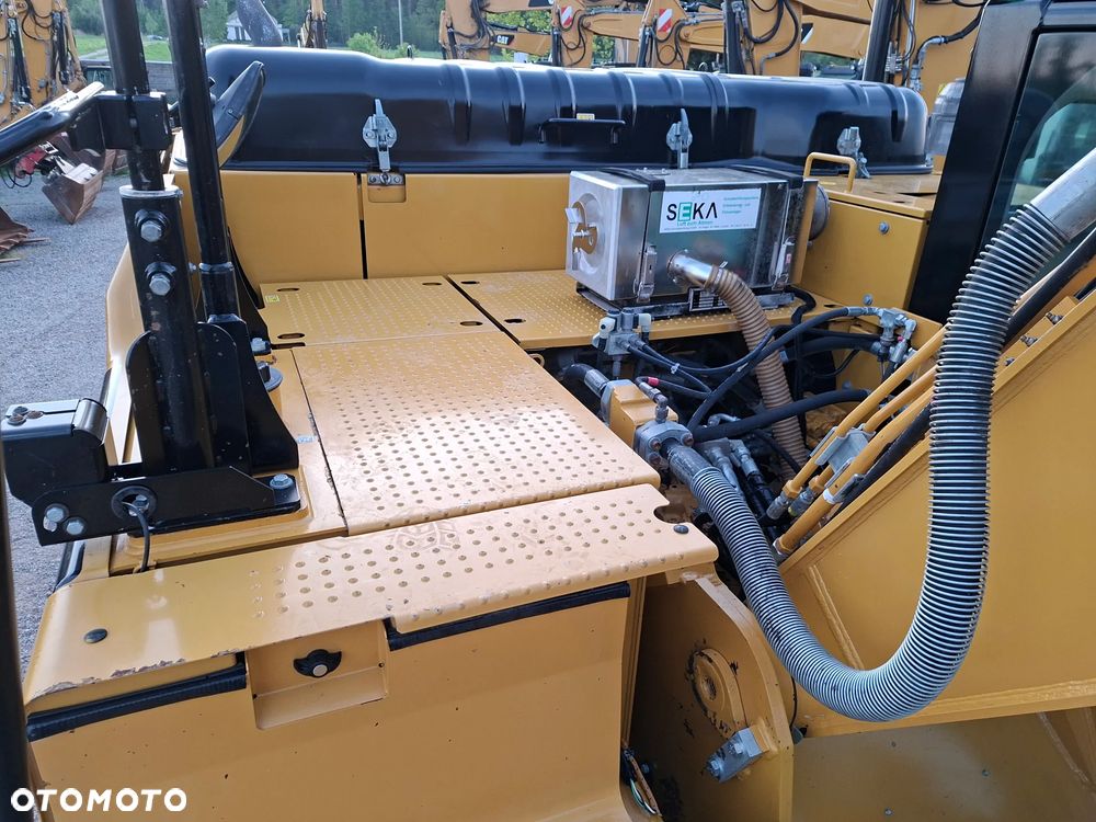 Caterpillar CAT 326 FL - 18