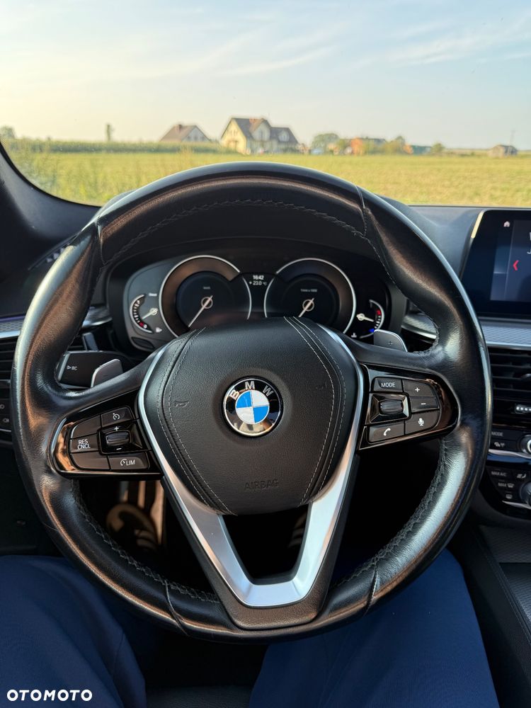BMW Seria 5 520d Efficient Dynamics M Sport sport - 9