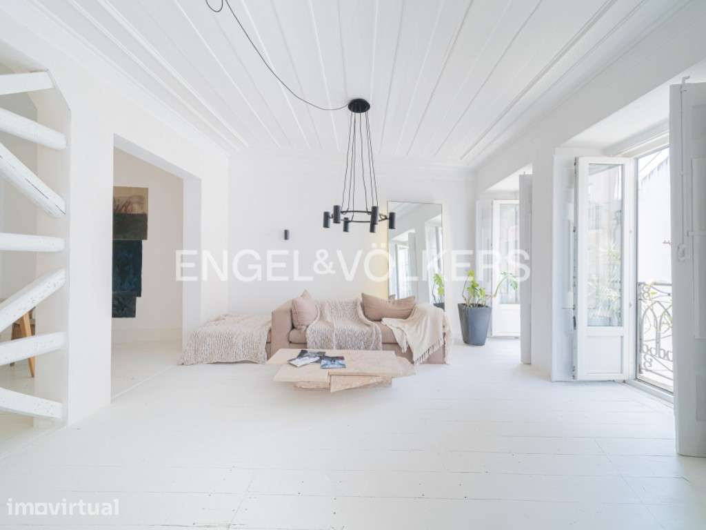 Apartamento T2 de Arquitetura Contemporânea junto à Sé - Grande imagem: 2/46
