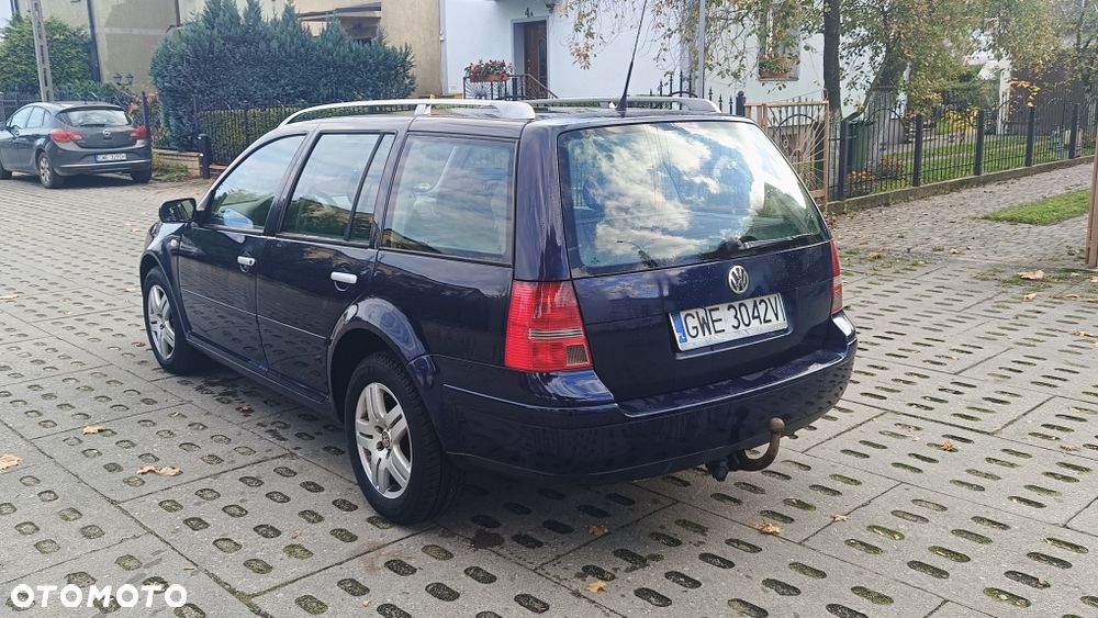 Volkswagen Golf - 3