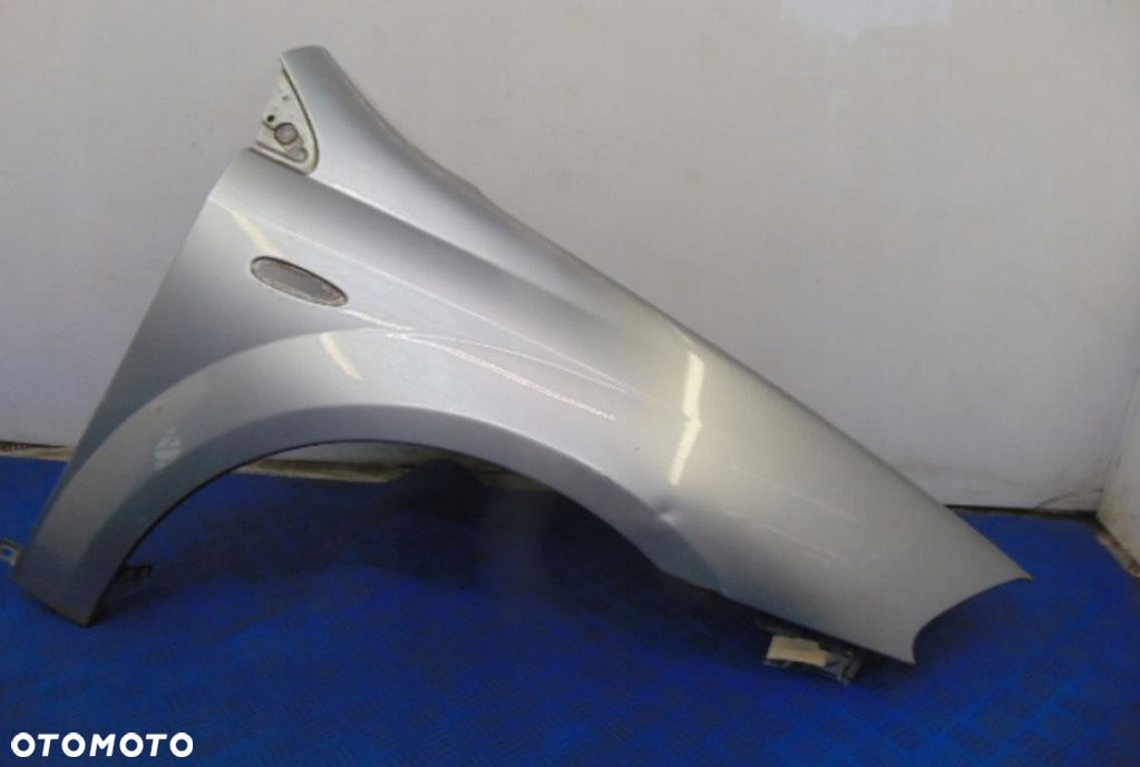 FIAT CROMA II BŁOTNIK PRAWY KOD LAKIERU 698/A - 1