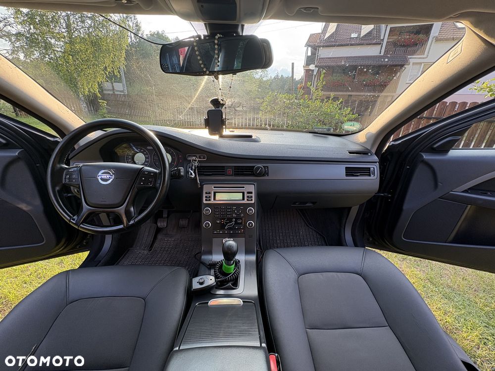 Volvo V70 - 8
