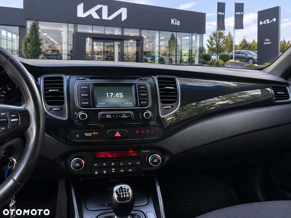 Kia Carens - 3