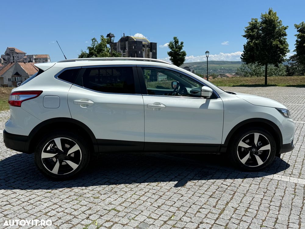 Nissan Qashqai 1.6 DCI ALL-MODE 4x4i TEKNA - 12