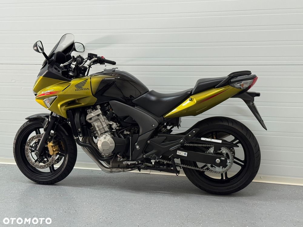 Honda CBF - 18