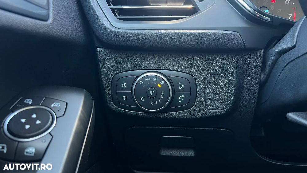 Ford Focus 1.0 EcoBoost Active - 23