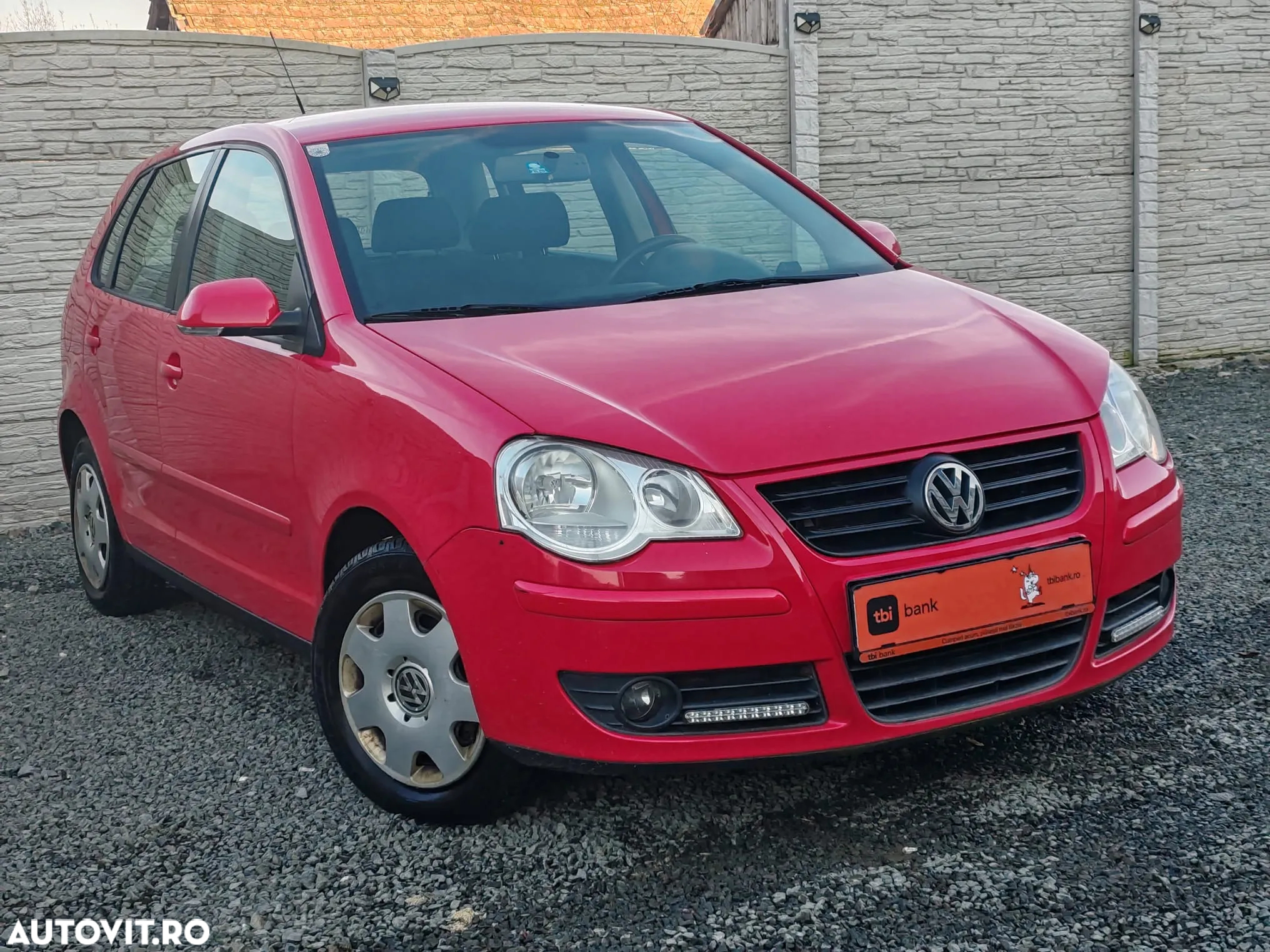 Volkswagen Polo 1.2 Attractive - 2