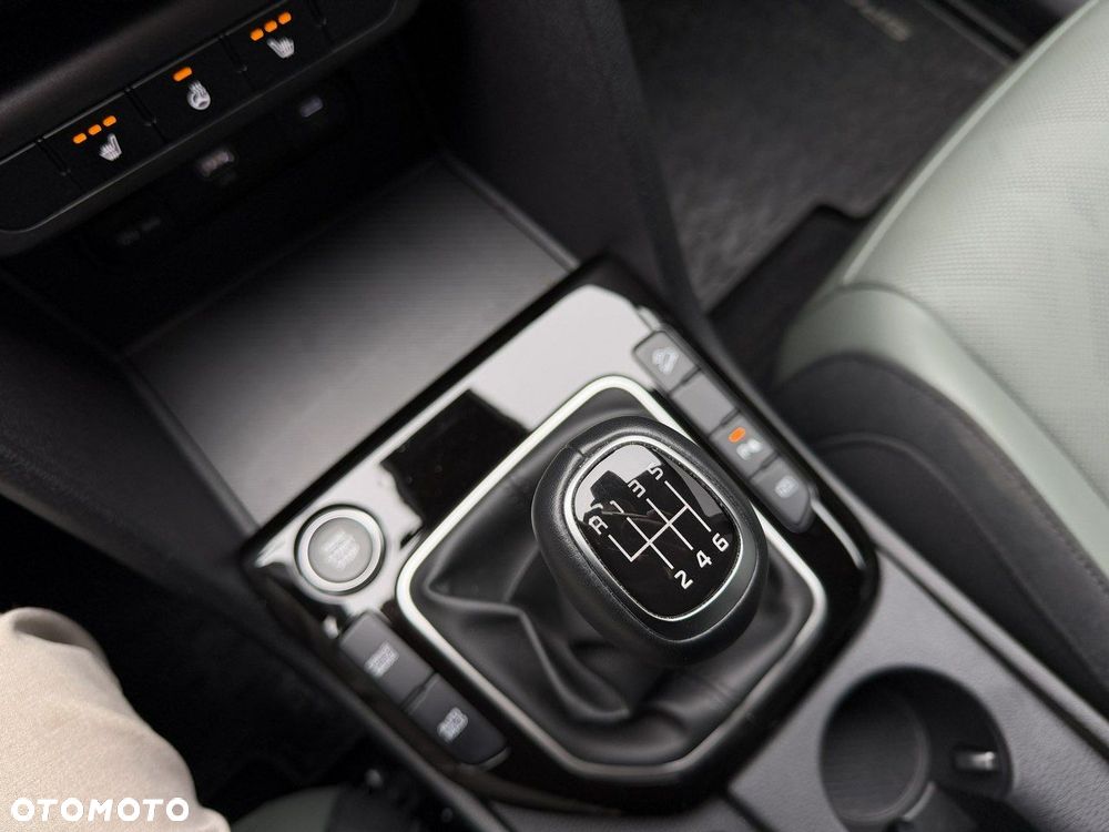 Kia Sportage 1.6 T-GDI Anniversary 2WD - 27